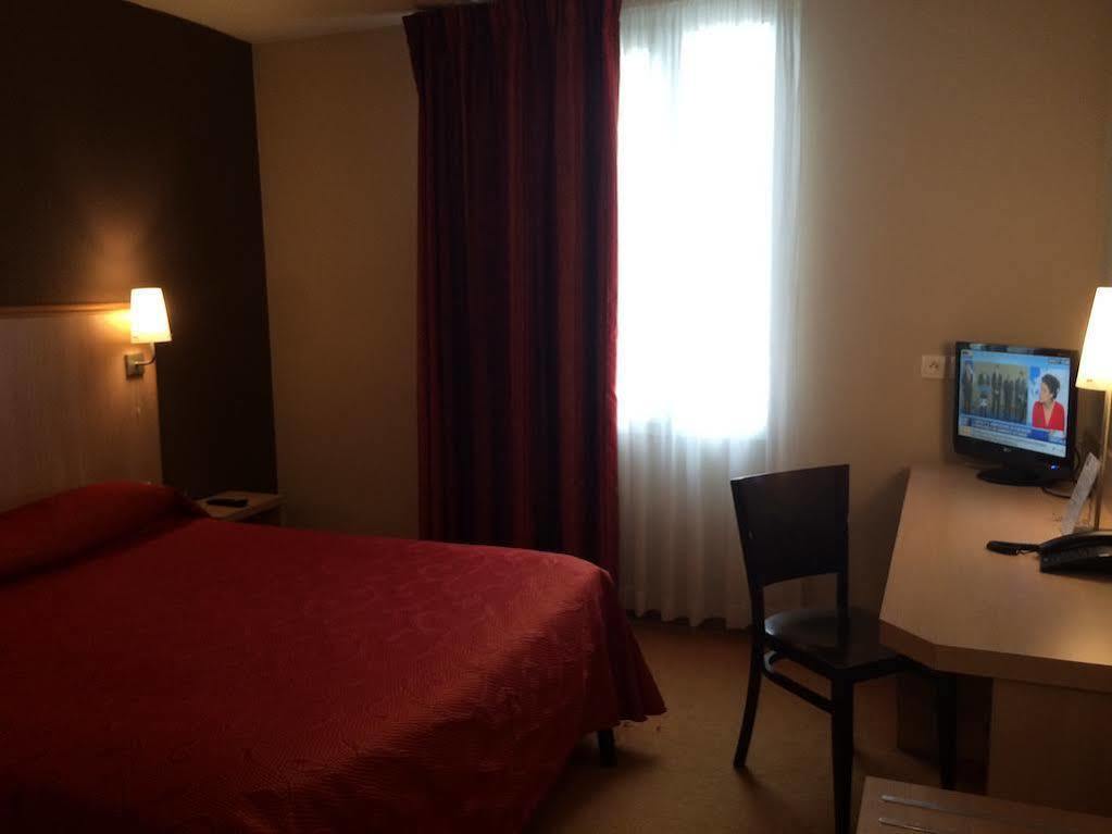 Ibis Styles Lyon Meyzieu Arena Stadium Eksteriør bilde