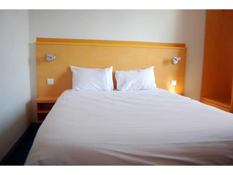 Ibis Styles Lyon Meyzieu Arena Stadium Eksteriør bilde
