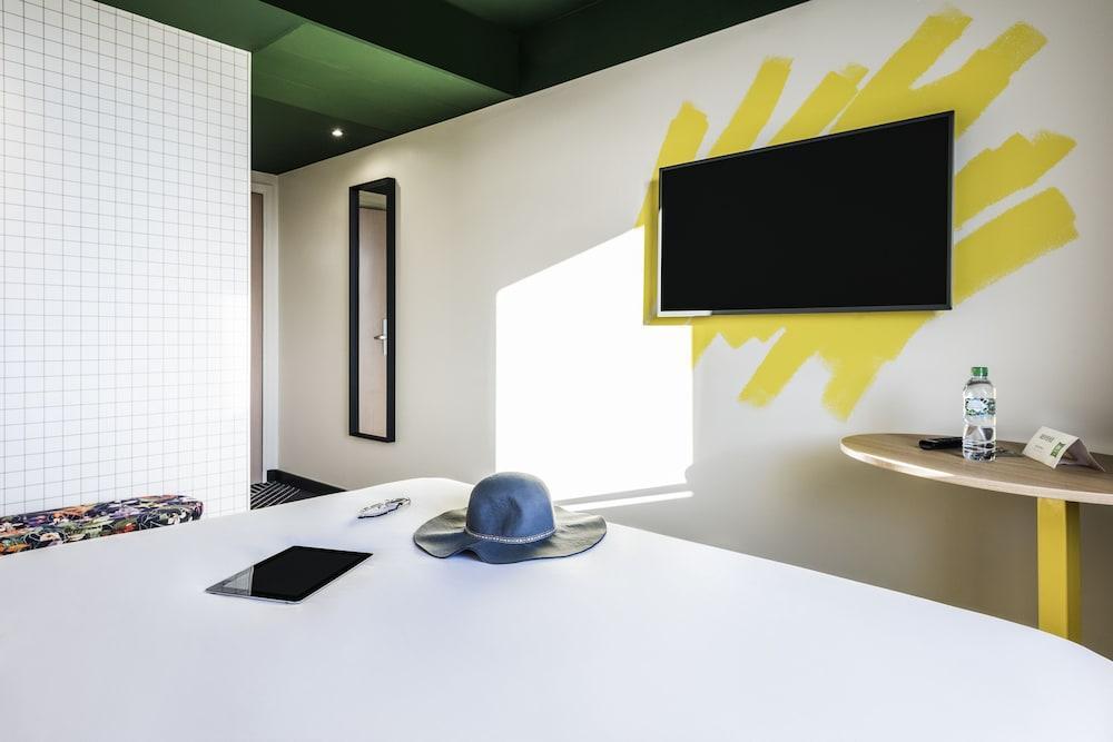 Ibis Styles Lyon Meyzieu Arena Stadium Eksteriør bilde